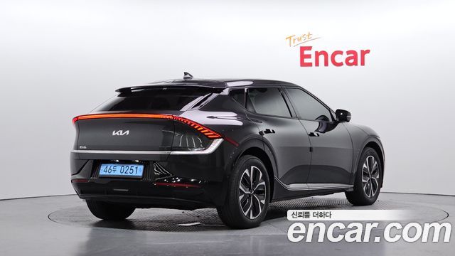 Kia EV6 из Кореи Encar