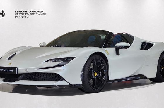 Ferrari SF90 4.0 — пробег 3 000 км — фото 1 из 5