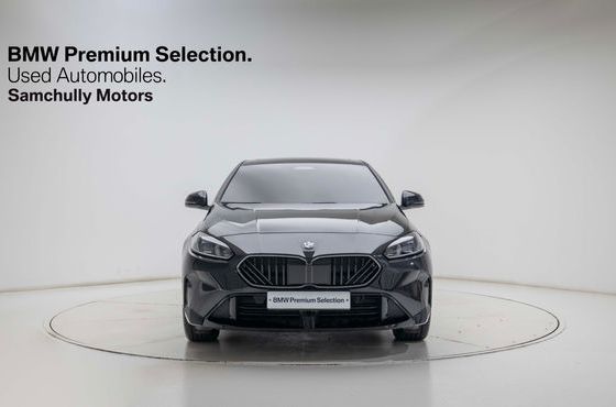 BMW 2-Series 220 M Sport — пробег 4 078 км — фото 3 из 5