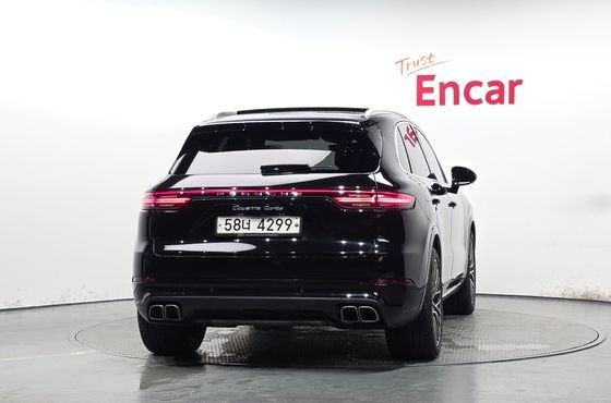 Porsche Cayenne 4.0 Turbo — пробег 87 504 км — фото 4 из 5
