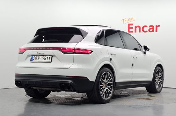 Porsche Cayenne 3.0 PLATINUM EDITION — пробег 59 578 км — фото 2 из 5