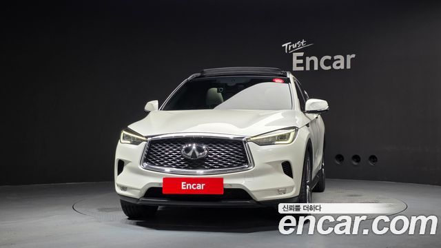 Infiniti QX50 2.0 Sensory AWD — пробег 111 009 км — фото 3 из 5