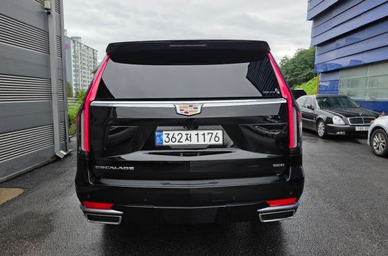 Cadillac Escalade 6.2 ESV ESV Premium Luxury Platinum — пробег 55 631 км — фото 4 из 5
