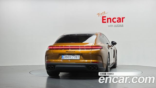 Porsche Panamera 2.9 AWD E-Hybrid — пробег 4 378 км — фото 4 из 5