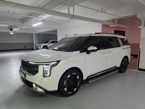 Kia Carnival Gasoline 9-Seater Noblesse — пробег 6 400 км — фото 1 из 5