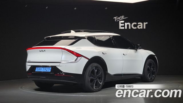 Kia EV6 из Кореи Encar