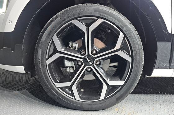 Kia Niro Signature — пробег 5 587 км — фото 5 из 5