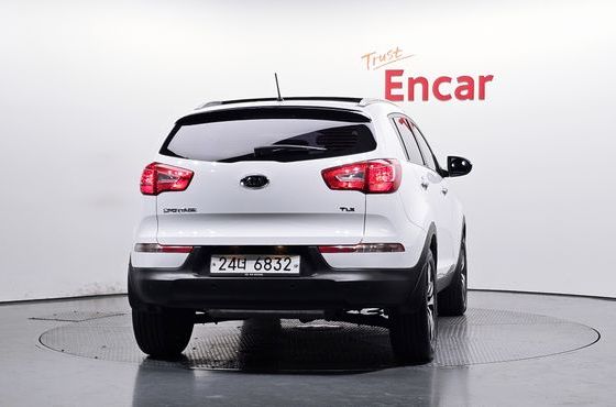 Kia Sportage Diesel 2WD TLX High-Deluxe — пробег 110 871 км — фото 4 из 5