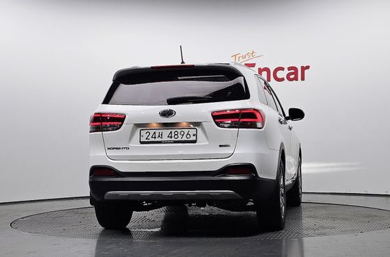 Kia Sorento Diesel 2.0 2WD Noblesse — пробег 98 976 км — фото 4 из 5