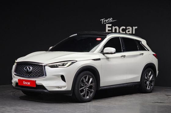 Infiniti QX50 2.0 Sensory AWD — пробег 69 064 км — фото 1 из 5
