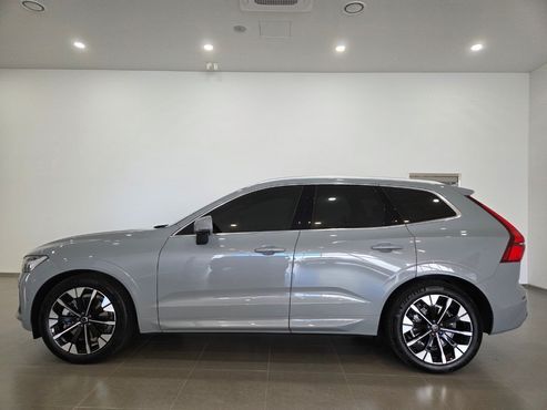 Volvo XC60 B5 Ultra Bright Air Sus — пробег 1 742 км — фото 5 из 5