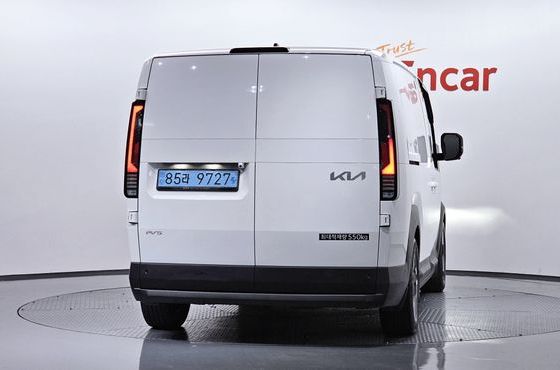 Kia PV5 Cargo Long Range Basic — пробег 41 395 км — фото 4 из 5