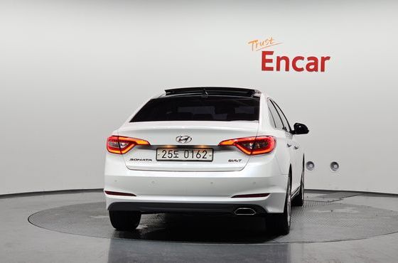Hyundai Sonata 1.7 Diesel Smart — пробег 147 799 км — фото 4 из 5