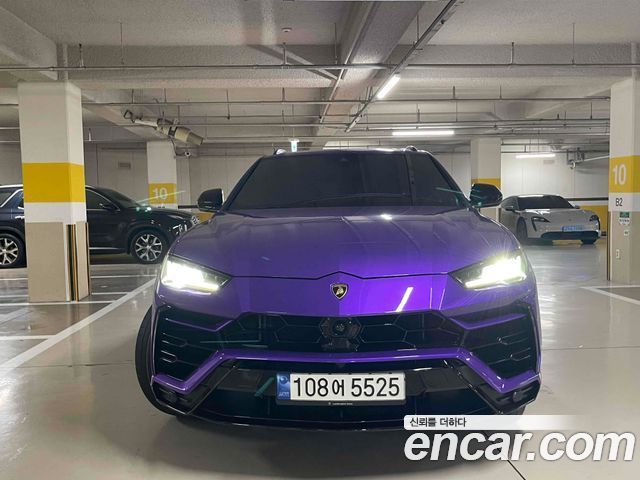 Lamborghini Urus 4.0 V8 — пробег 14 300 км — фото 2 из 5