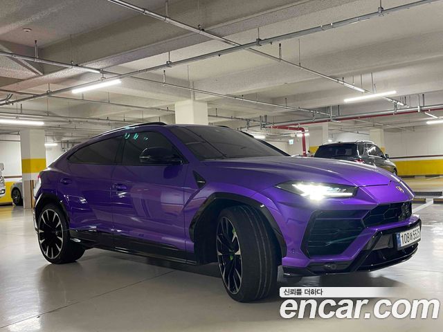 Lamborghini Urus 4.0 V8 — пробег 14 300 км — фото 3 из 5