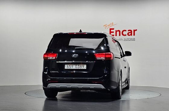 Kia Carnival 9-seater Prestige — пробег 115 441 км — фото 4 из 5