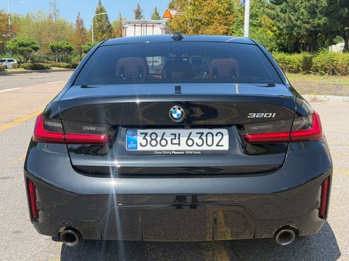 BMW 3-Series 320i M Sport — пробег 9 229 км — фото 4 из 5
