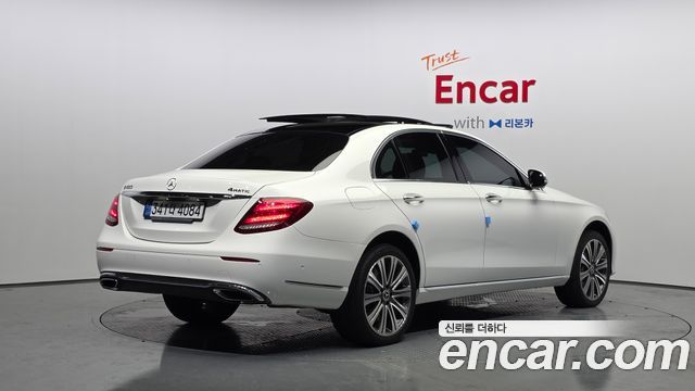 Mercedes-Benz E-Class из Кореи Encar