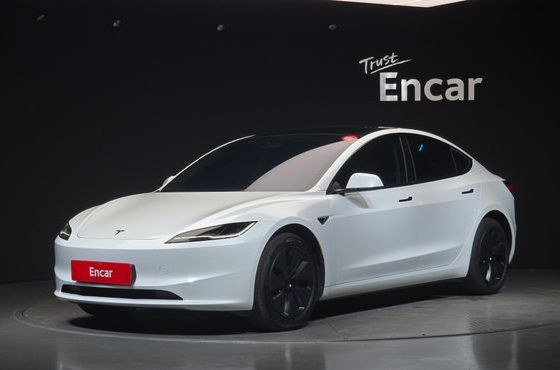 Tesla Model 3 RWD — пробег 12 915 км — фото 1 из 5