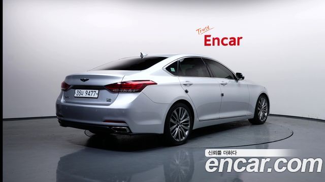 Hyundai Genesis из Кореи Encar