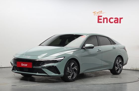 Hyundai AVANTE 1.6 Inspiration — пробег 4 573 км — фото 1 из 5
