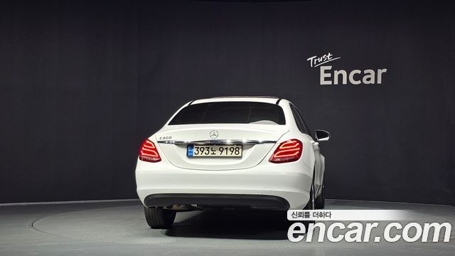 Mercedes-Benz C-Class из Кореи Encar