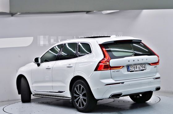 Volvo XC60 B5 Inscription — пробег 104 524 км — фото 4 из 5