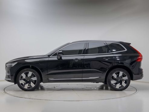 Volvo XC60 T8 Ultra Bright — пробег 7 878 км — фото 3 из 5