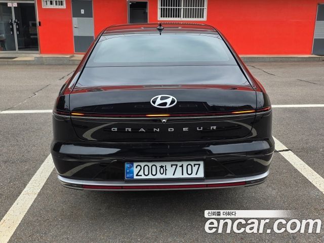 Hyundai Grandeur Exclusive — пробег 3 868 км — фото 3 из 5