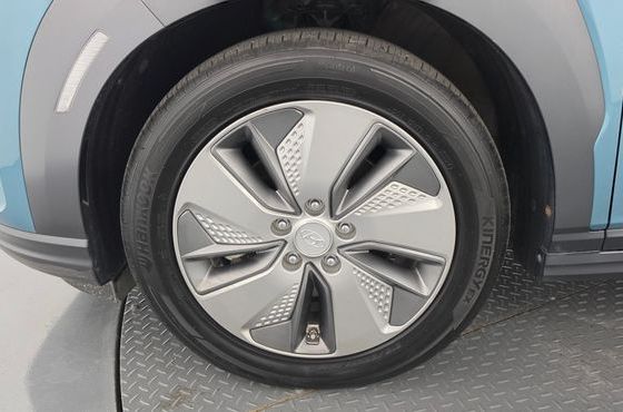 Hyundai Kona Premium — пробег 66 113 км — фото 5 из 5