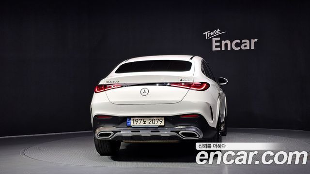 Mercedes-Benz GLC-Class GLC300 4MATIC Coupe — пробег 44 166 км — фото 4 из 5