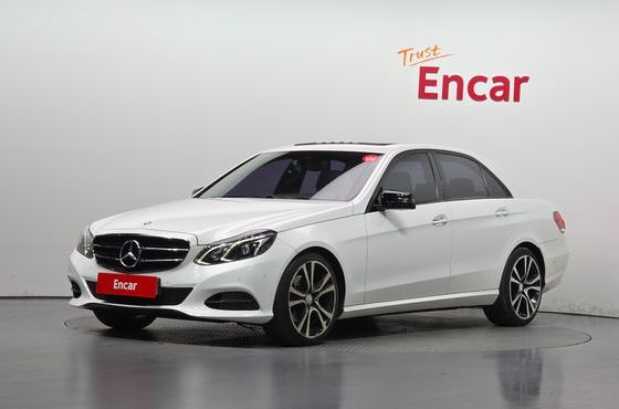 Mercedes-Benz E-Class E220 Bluetec Avantgarde Sport — пробег 138 659 км — фото 1 из 5