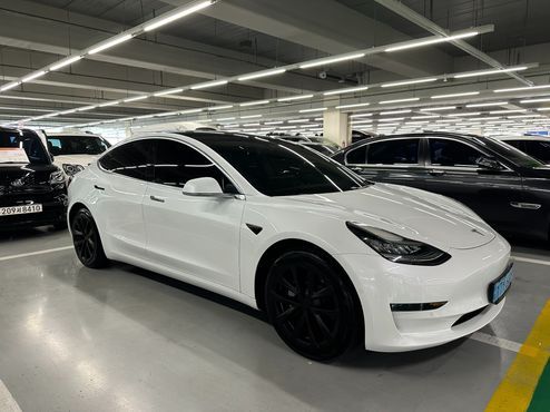 Tesla Model 3 Standard Range Plue RWD — пробег 126 586 км — фото 3 из 5