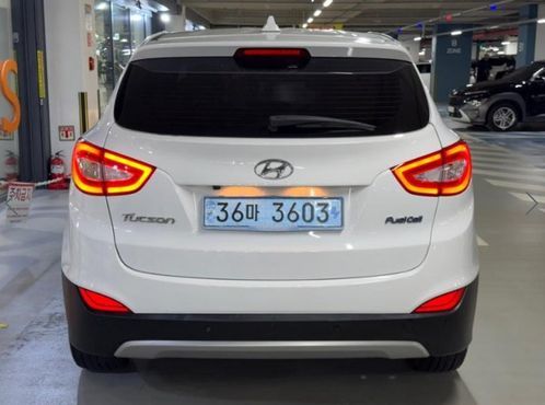 Hyundai Tucson Hydrogen(Fuel Cell) 2WD — пробег 127 006 км — фото 5 из 5