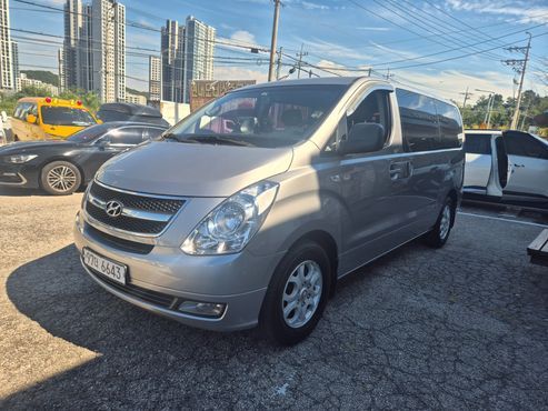 Hyundai Starex 5-Seater VAN CVX Luxury — пробег 146 857 км — фото 2 из 5