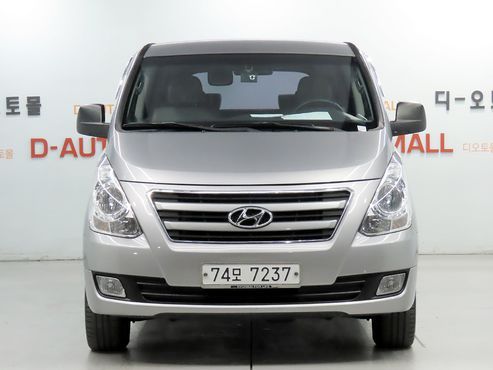 Hyundai Starex 4WD Wagon 11-Seater Modern — пробег 116 000 км — фото 1 из 5