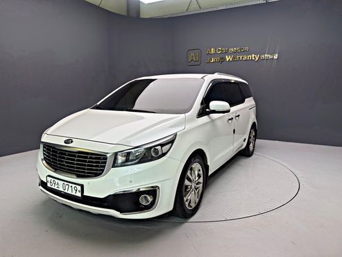 Kia Carnival 9-seater Noblesse — пробег 219 909 км — фото 3 из 5