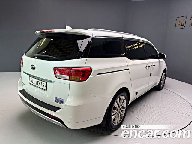 Kia Carnival из Кореи Encar