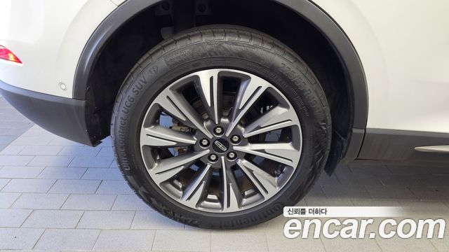 Lincoln Corsair 2.0 Reserve AWD — пробег 43 625 км — фото 5 из 5