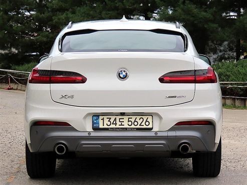 BMW X4 xDrive20i M Sports X Onlile Exclusive Edition — пробег 44 649 км — фото 5 из 5