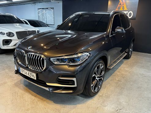 BMW X5 xDrive 30d xLine — пробег 66 000 км — фото 1 из 5