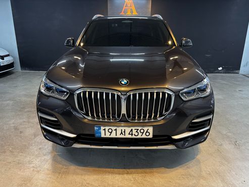BMW X5 xDrive 30d xLine — пробег 66 000 км — фото 3 из 5