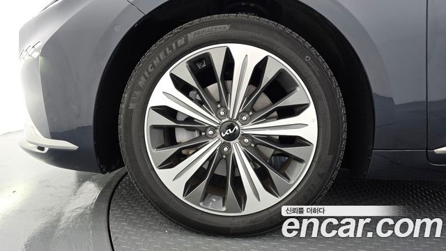 Kia K8 Signature — пробег 32 105 км — фото 5 из 5