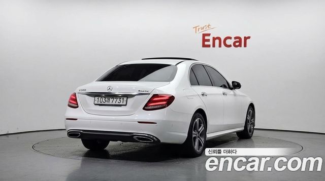 Mercedes-Benz E-Class из Кореи Encar