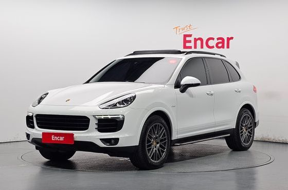 Porsche Cayenne 3.0 Diesel Platium Edition 958 — пробег 120 352 км — фото 1 из 5