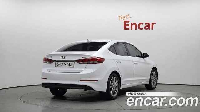 Hyundai AVANTE из Кореи Encar