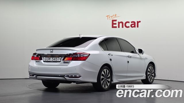Honda Accord 2.0 Hybrid 9th — пробег 83 749 км — фото 2 из 5