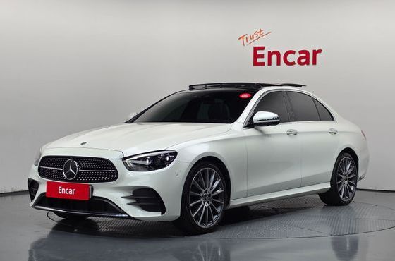 Mercedes-Benz E-Class E350 4MATIC AMG Line — пробег 56 175 км — фото 1 из 5