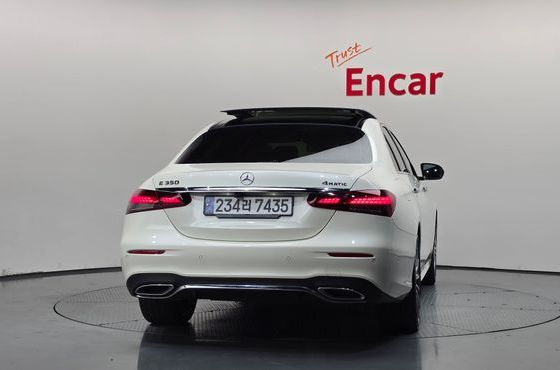 Mercedes-Benz E-Class E350 4MATIC AMG Line — пробег 56 175 км — фото 4 из 5