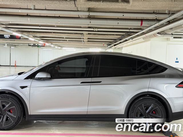 Tesla Model X Plaid — пробег 3 000 км — фото 4 из 5